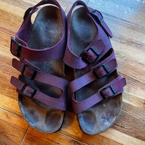 Birkenstock Berki’s Ellice Sandals Burgundy size 10 w